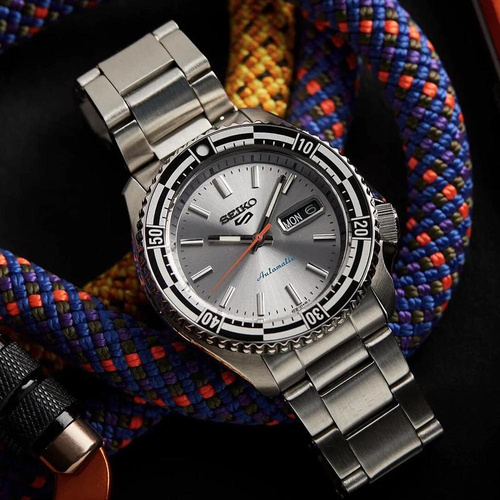 ZEGAREK MĘSKI SEIKO 5 Sports SRPK09K1+ BOX