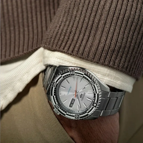 ZEGAREK MĘSKI SEIKO 5 Sports SRPK09K1+ BOX